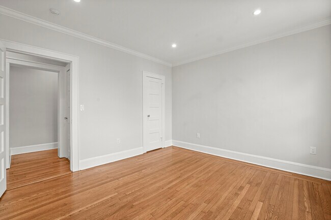 Building Photo - 311 Hamilton Ave