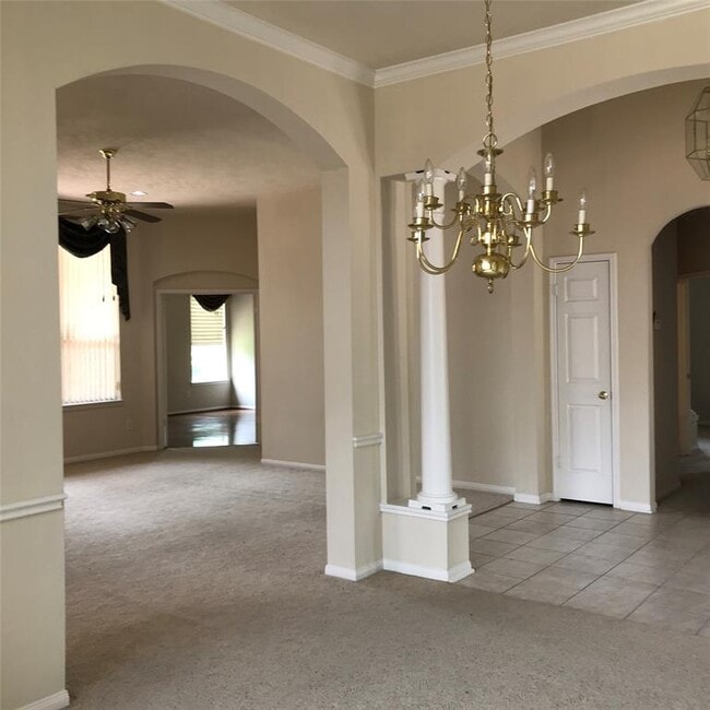 Building Photo - 2727 Gregway Ln