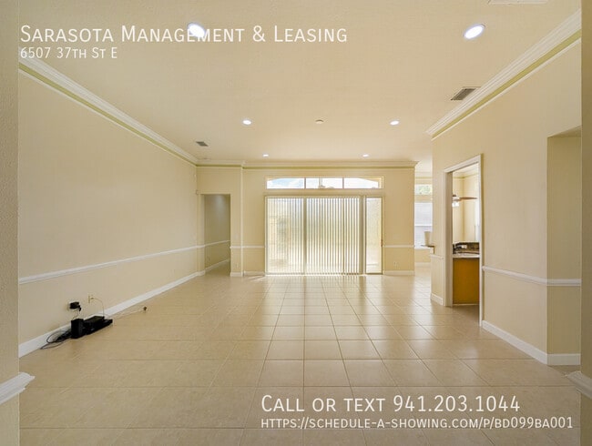 Building Photo - 6507 37th St E