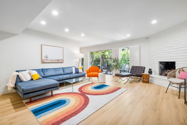 Living room - 11411 Dona Pegita Dr