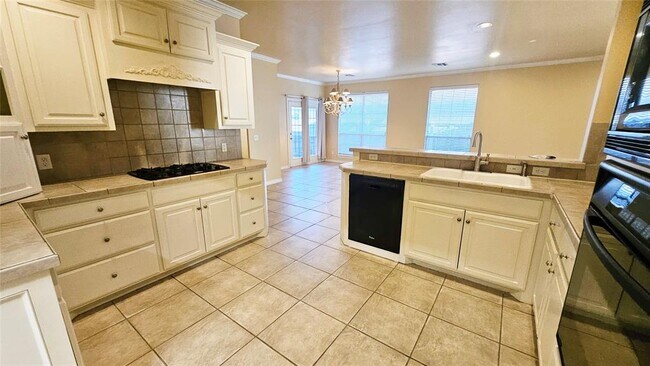 Building Photo - 17205 Cedar Dr