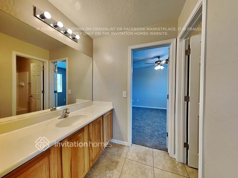 Building Photo - 6833 Babbler St