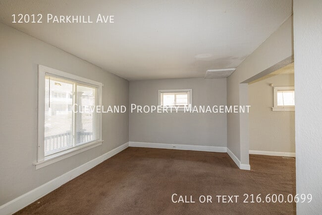 Building Photo - 12012 Parkhill Ave