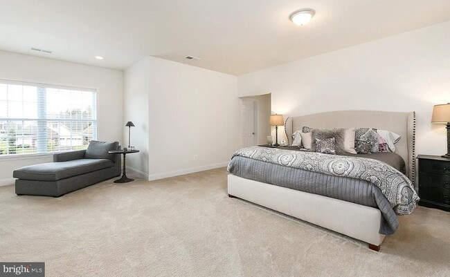 Building Photo - 41485 Deer Point Ct