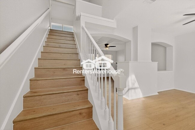 Building Photo - 4918 Silverweed Dr