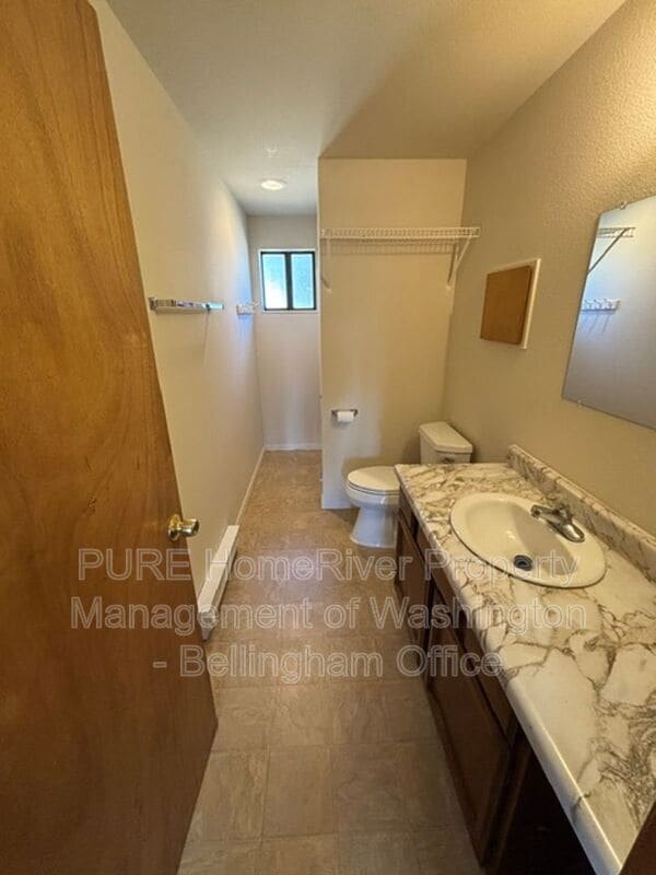 Building Photo - 5084-5086 LaBounty Drive