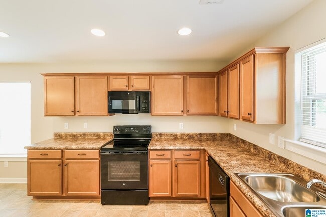 Building Photo - 587 Kincaid Cove Ln