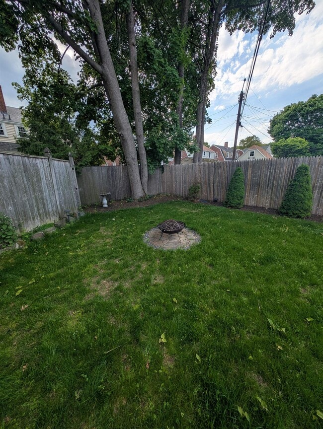 Building Photo - 67 Porpoise Way