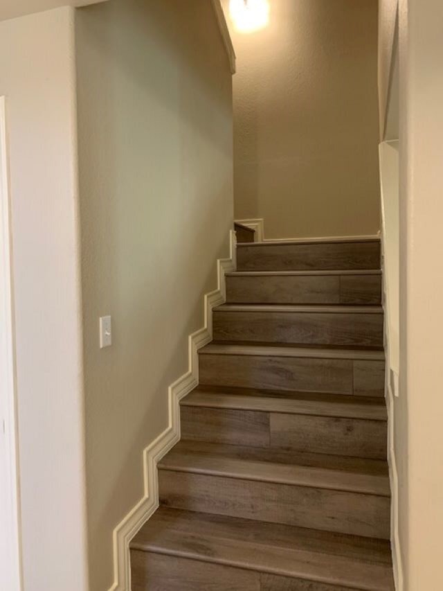 Building Photo - 1000 Ranchway Dr