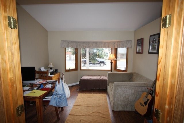 Building Photo - 3 Bedroom Home in South Anchorage w/ Fenced Yard!