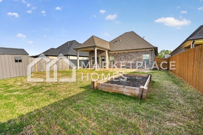 Building Photo - 5185 Watson Vw Dr