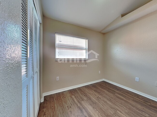 Building Photo - 5817 Mohr Loop