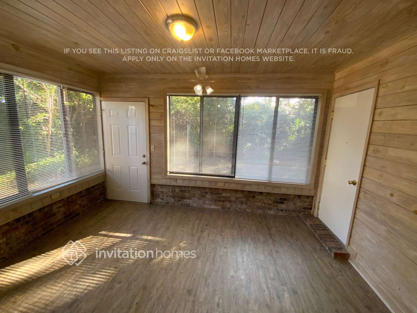 Building Photo - 908 Silver Leaf Pl