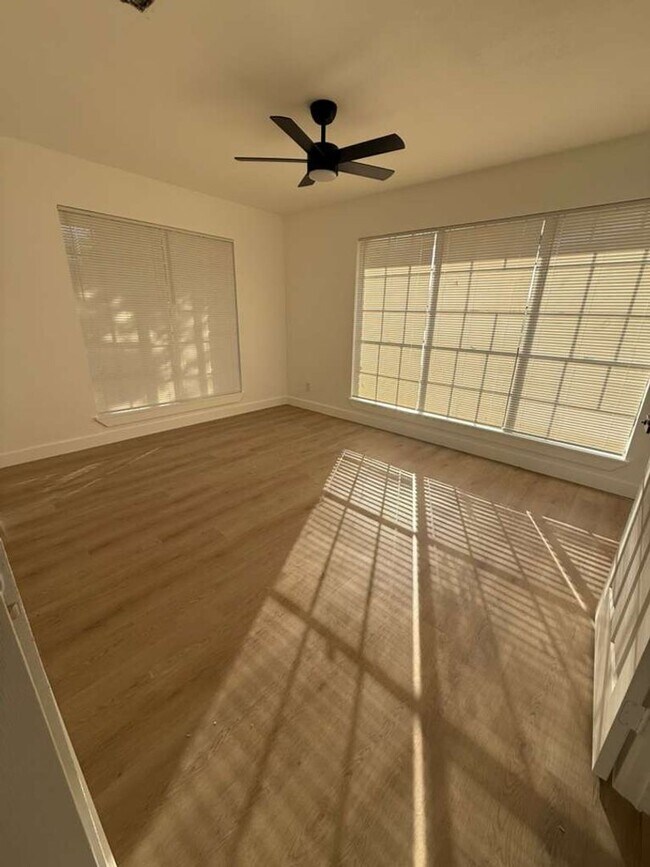 Building Photo - BEAUTIFUL HOME IN HOUSTON. MOVE IN READY!.