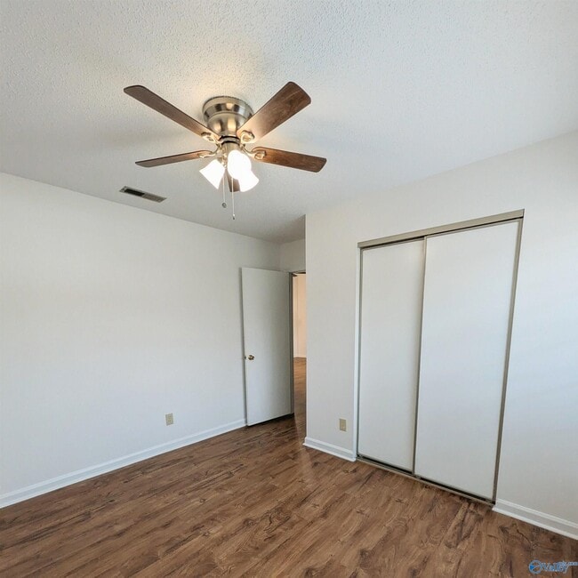 Building Photo - 221 Knox Creek Trail NW