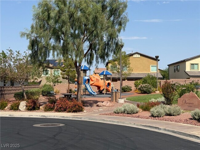 Building Photo - 946 Monte Etna Ave