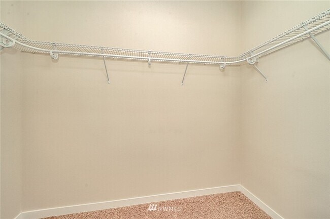 Building Photo - 6989 134th Ct SE