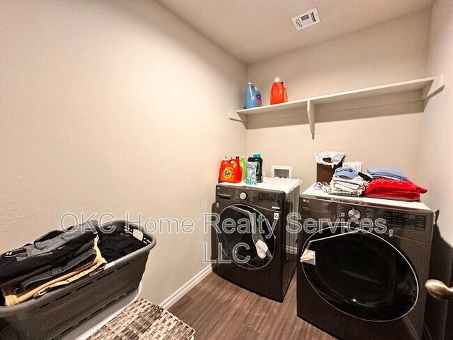 Building Photo - 4416 Colt Dr