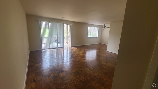 Building Photo - 10220 Rockville Pike