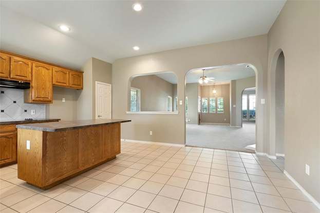 Building Photo - 5739 Derek Way