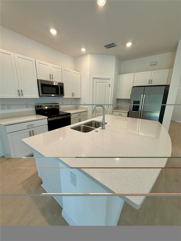 Building Photo - 15132 Cuzcorro Ct