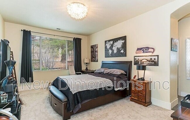 Building Photo - 7891 Morgan Pointe Cir