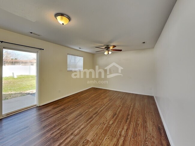 Building Photo - 514 W 150 S