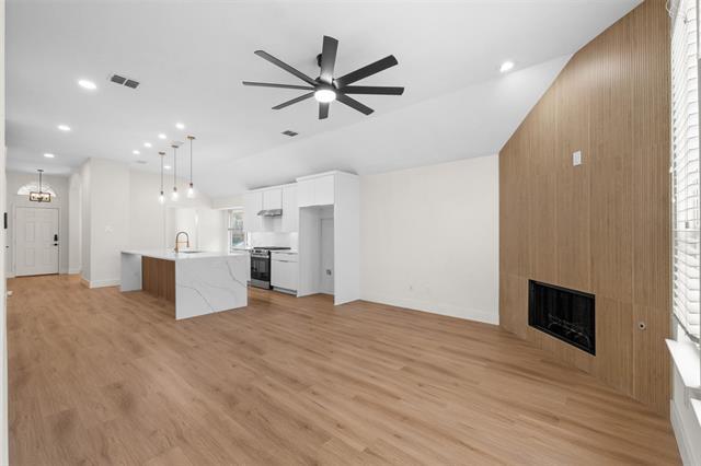 Building Photo - 5809 Hidden Pine Ln