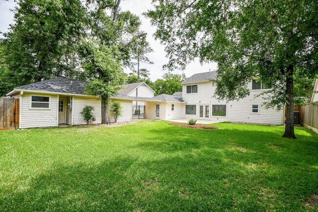 Building Photo - 707 Thistlewood Dr