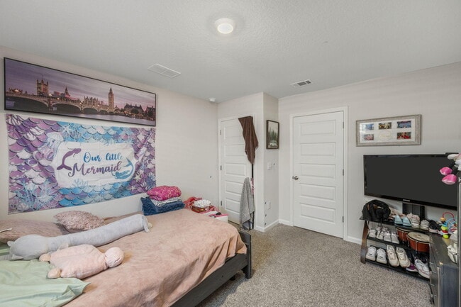 Building Photo - 4735 Airmen Dr