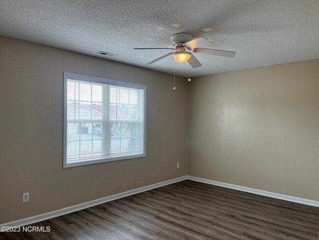 Building Photo - Welcome to Charlton Road!