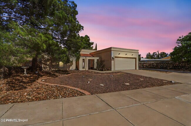 Building Photo - 604 La Chapa Ave