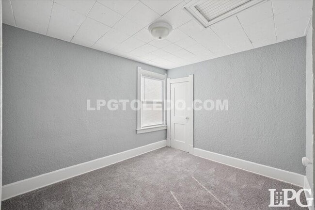 Building Photo - 1012 Idaho St