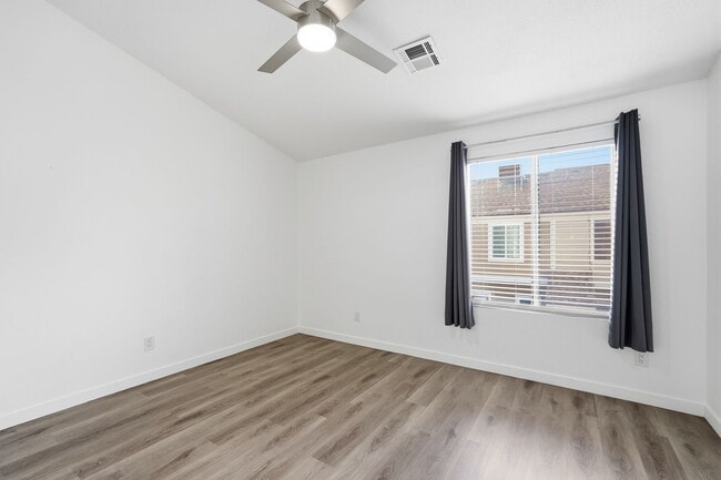 Building Photo - 18804 N 33rd Dr