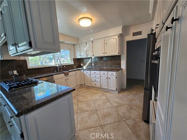 Building Photo - 5352 Bayer Pl