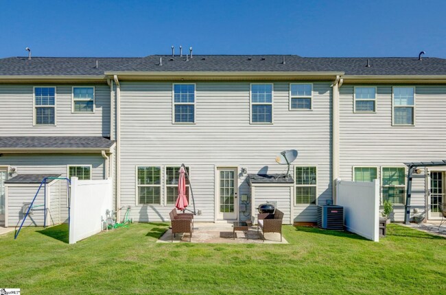 Building Photo - 30 Irvington Dr