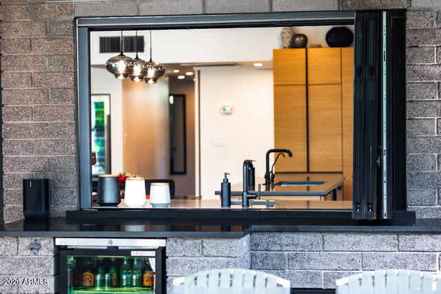 Building Photo - 6845 E Earll Dr