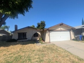 Building Photo - Great 3 bedroom home Close to CSUS