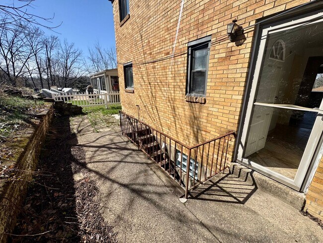 Building Photo - 229-231 Marylea Avenue (LO)