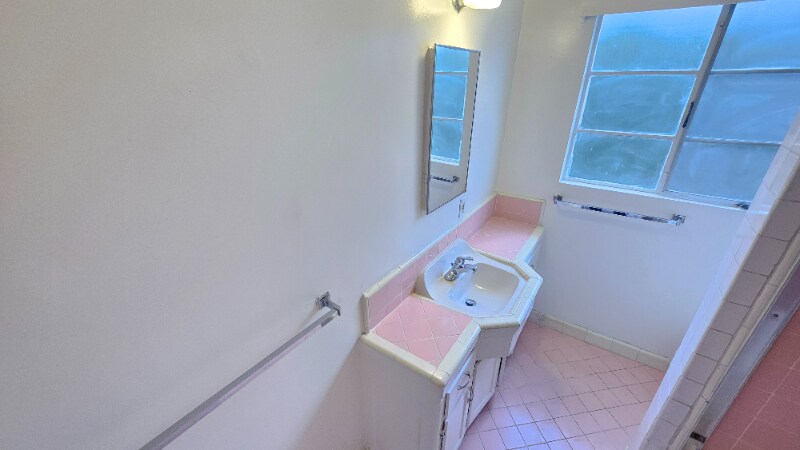 Building Photo - 4221 Los Feliz Blvd