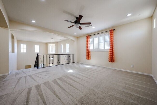 Building Photo - Stunning home located in the heart of Chandler, AZ!