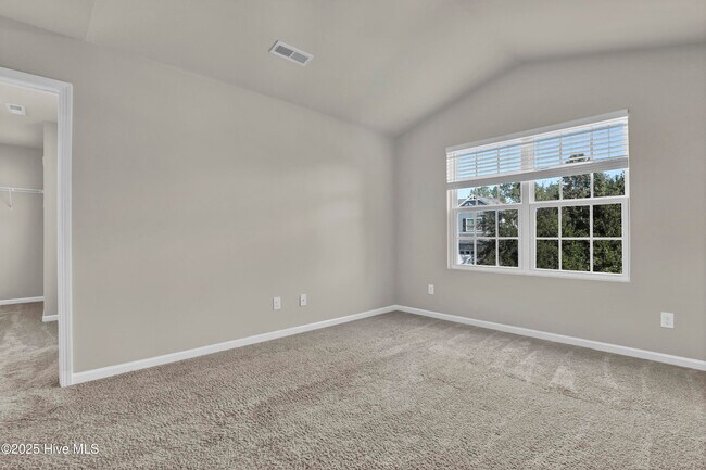 Building Photo - 201 Bungalow Rd