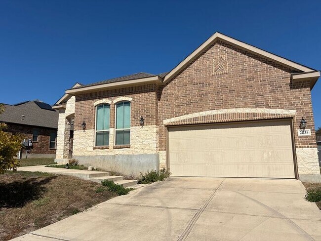Building Photo - !! MOVE IN SPECIAL: Get 50% OFF!! 4BR/3BA House • In-Unit W/D • Attached Garage  • Backyard in Sa...
