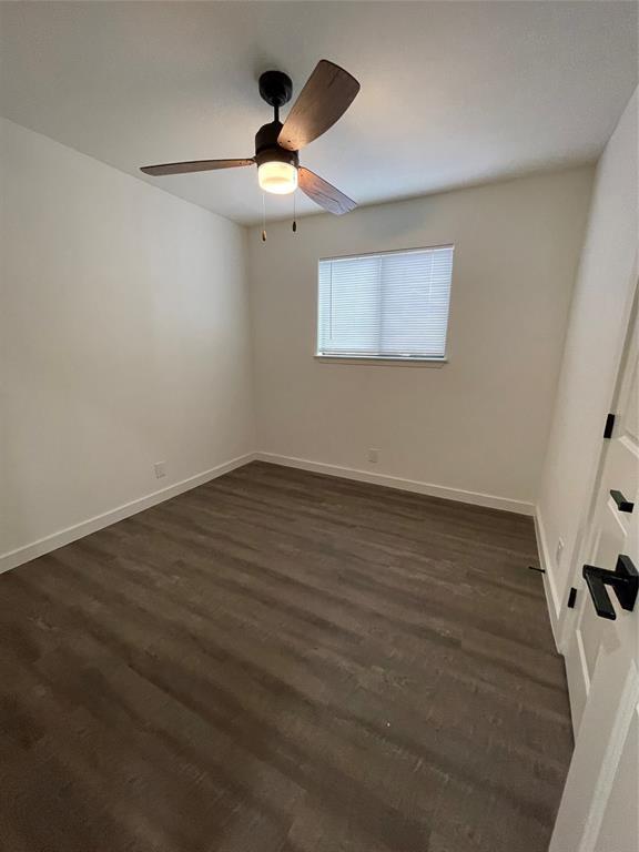 Building Photo - 1700 Garden Villa Dr