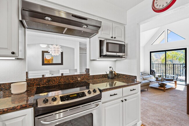 Building Photo - 218 Foss Creek Cir
