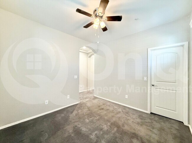 Building Photo - 3471 E Azalea Dr