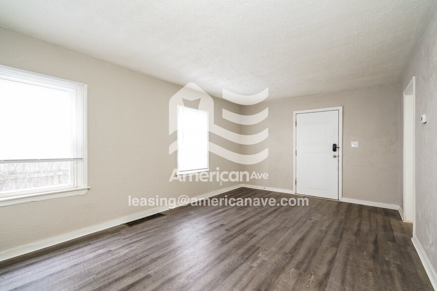 Building Photo - 2910 Frederickson St