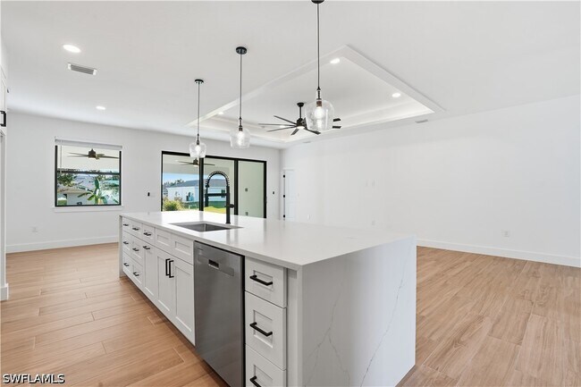 Building Photo - 3903 15th St SW