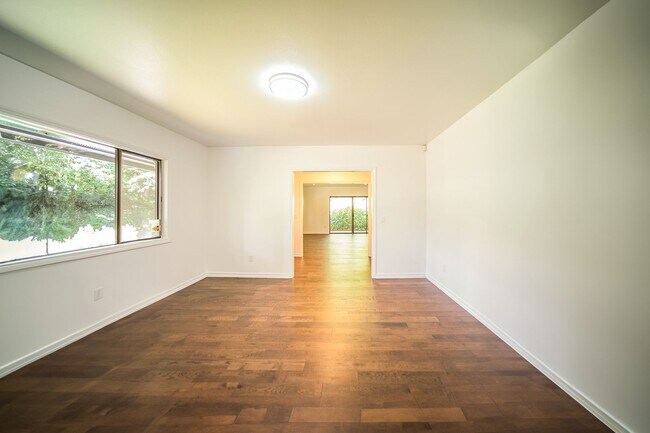 Building Photo - Greenleaf House: A Sustainable and Eco-Friendly Home!