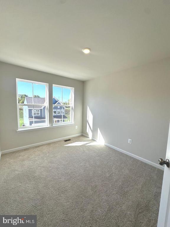 Building Photo - 324 Watercourse Dr